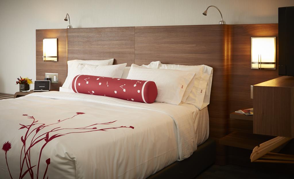 Hotel Elan Калґарі Екстер'єр фото